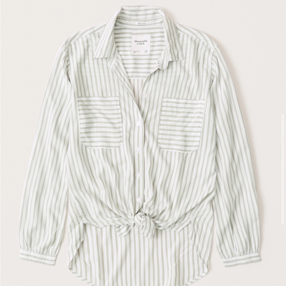 Abercrombie & Fitch — boyfriend popover shirt — Size Small